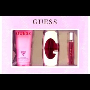 Guess Women gift pack